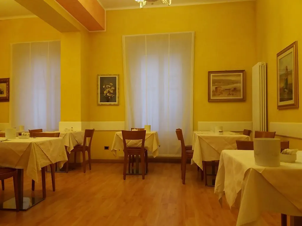 Hotel Boston Milano 2*,  Italia