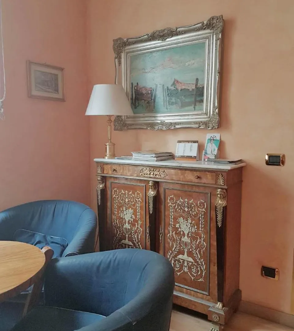 Hotel Boston Milano 2*,  Italia